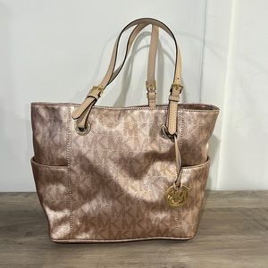 Michael Kors Rose Gold Handbag